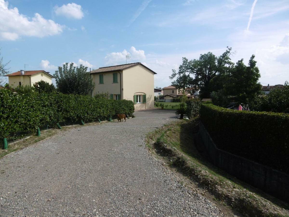 Casa Laura Capannori Villa Exterior photo